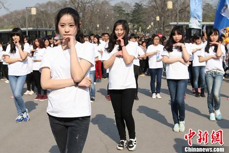 郭敬明发了鞠婧祎正面照